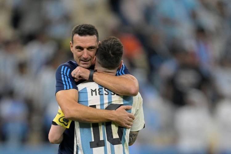 MESSI VUELVE A LA SELECCIÓN ARGENTINA: LA LISTA DE CONVOCADOS DE SCALONI PARA LAS ELIMINATORIAS