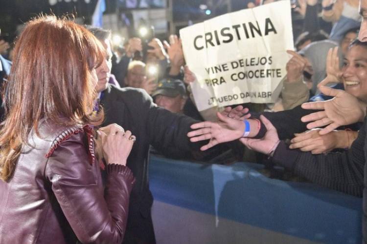 SE ORGANIZA PARA MARCHAR JUNTO A CRISTINA KIRCHNER