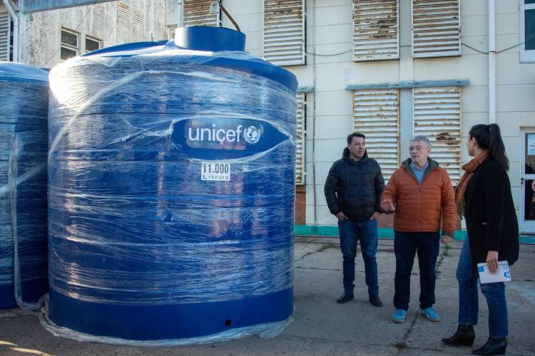 CONVENIO CHACO-UNICEF: SE COMENZARÁN A INSTALAR TANQUES DE AGUA EN EL INTERIOR PROVINCIAL