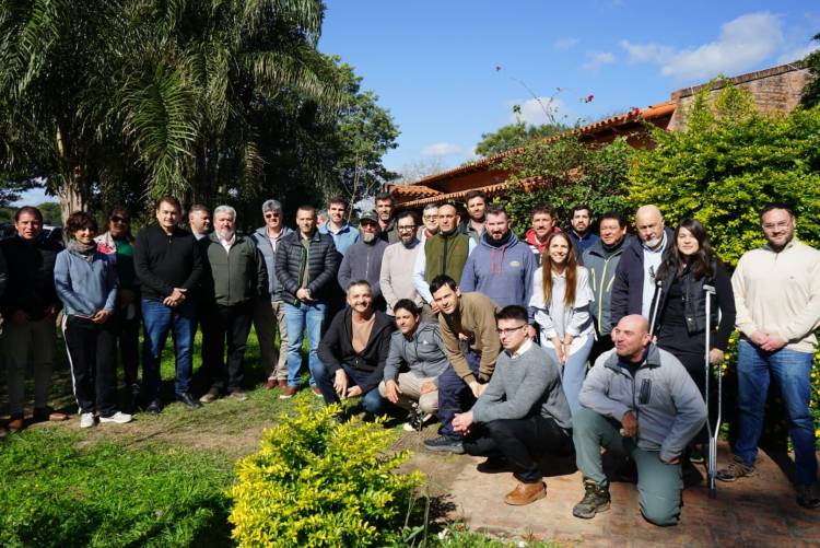GOBIERNO PROFUNDIZA EL DESARROLLO PRODUCTIVO SOSTENIBLE EN EL CHACO JUNTO A LA FUNDACIÓN PROYUNGAS