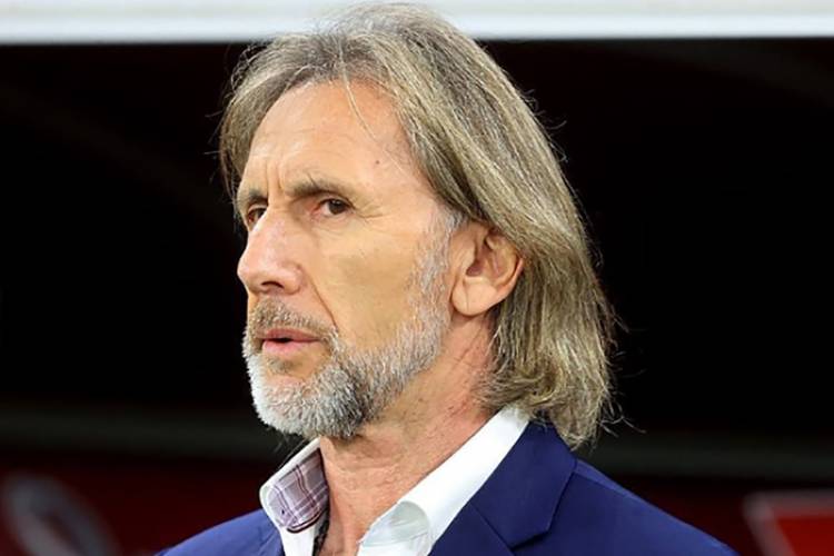 RICARDO GARECA: "EL FÚTBOL ARGENTINO ATRAVIESA UNA SITUACIÓN DE REVISIÓN"
