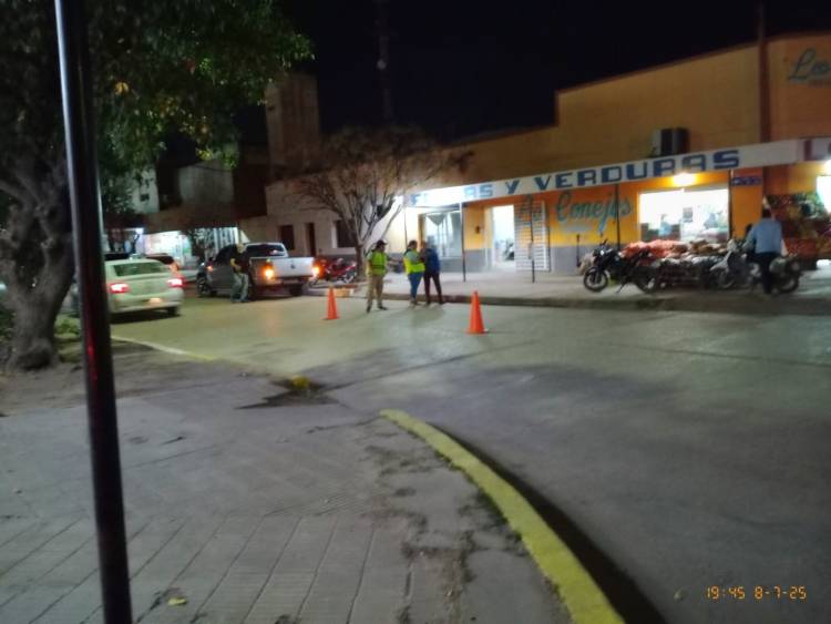 VILLA ÁNGELA: OPERATIVOS DE CONCIENTIZACION Y CONTROL DEL TRÁNSITO