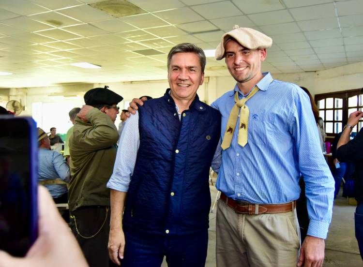 EN QUITILIPI, EL GOBERNADOR ZDERO ACOMPAÑÓ EL LANZAMIENTO DE UNA NUEVA EDICIÓN DE LA CABALGATA DE LA FE