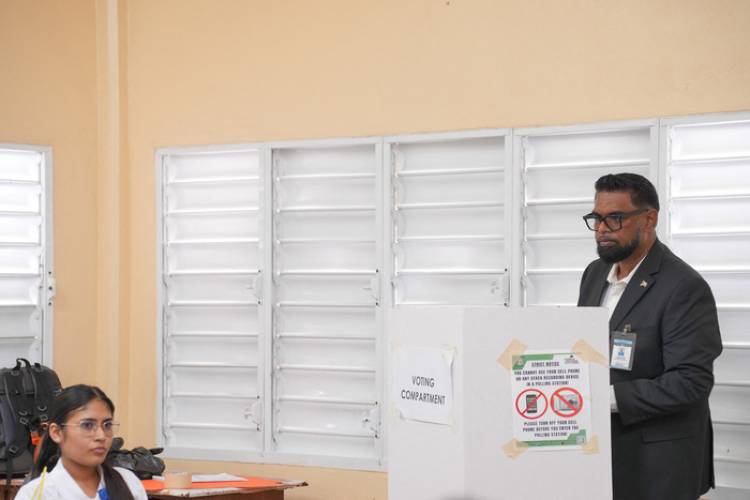 GUYANA ELIGIÓ PRESIDENTE CON EL RETO DE GESTIONAR SU RIQUEZA PETROLERA