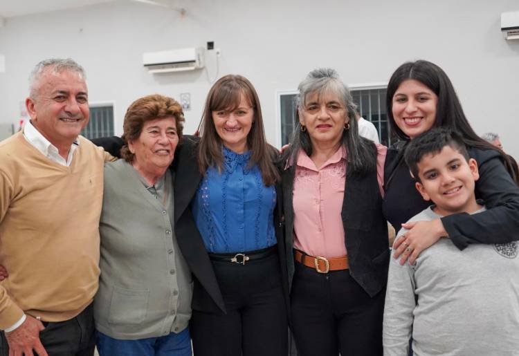 81° ANIVERSARIO DE LAGUNA LIMPIA: “UN CHACO MEJOR ES POSIBLE, TRABAJANDO TODOS JUNTOS”, DIJO LA VICEGOBERNADORA SCHNEIDER