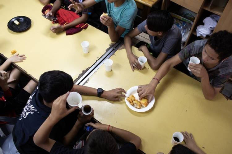 LA LUPA SOBRE LA POBREZA INFANTIL 