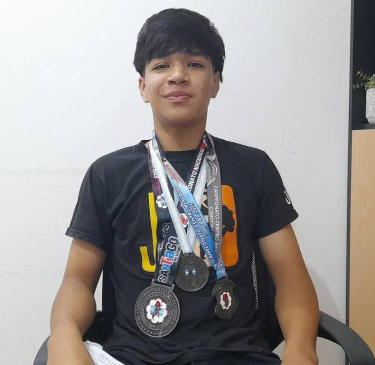 VILLA ÁNGELA: JUDOCA OFRECE RIFA PARA SOLVENTAR GASTOS Y PODER PARTICIPAR EN TORNEO SUDAMERICANO