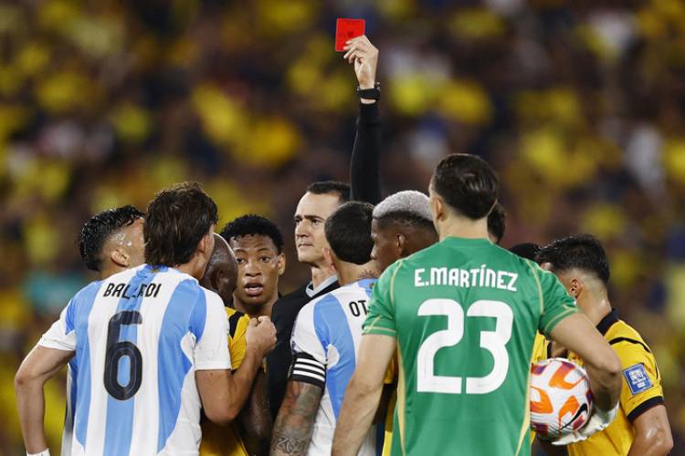 NICOLÁS OTAMENDI SE PERDERÁ LA PRIMERA FECHA DEL MUNDIAL 2026 