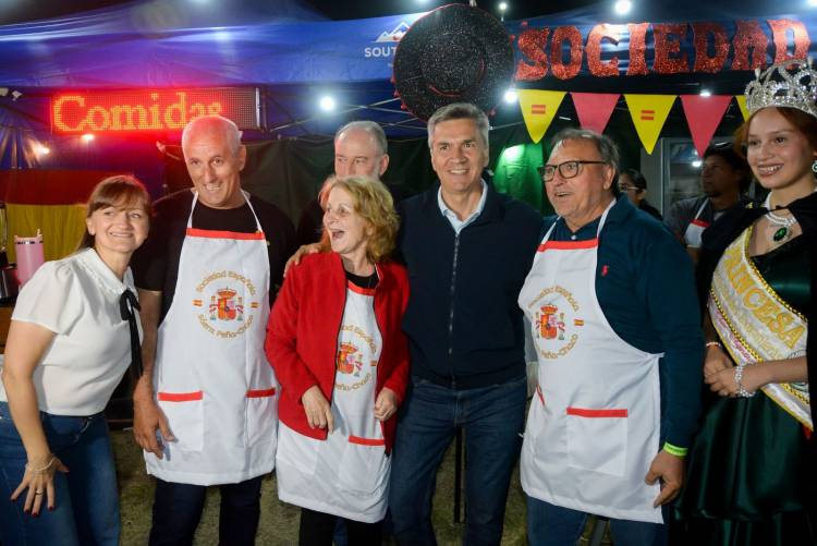 TRADICIÓN Y CULTURA: SÁENZ PEÑA CELEBRÓ LA 13° EXPO FERIA DE COLECTIVIDADES EXTRANJERAS