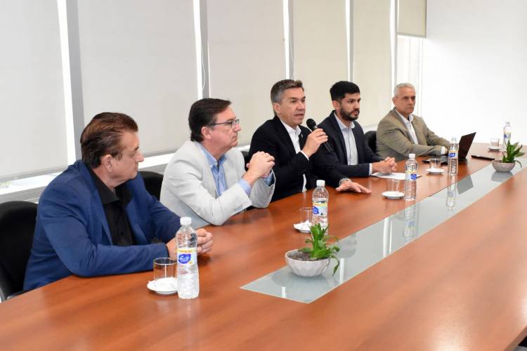 EL GOBERNADOR ZDERO INAUGURÓ LA AGENCIA DE INVERSIONES DEL CHACO: “HAY CAMBIOS VITALES PARA ESTA NUEVA ETAPA EN LA PROVINCIA”