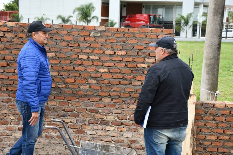 PAPP DESTACÓ LOS AVANCES EN LA CONSTRUCCIÓN DEL TÓTEM DEL ACCESO OESTE DE VILLA ÁNGELA