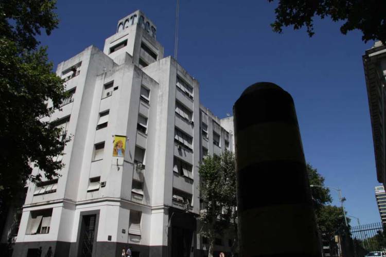 LA ROSADA BUSCA REUNIRSE CON LA CGT