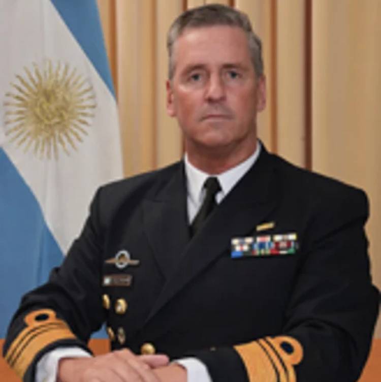 CAMBIOS EN LAS FUERZAS ARMADAS: DALLE NOGARE AL ESTADO MAYOR CONJUNTO Y ZARICH AL EJÉRCITO