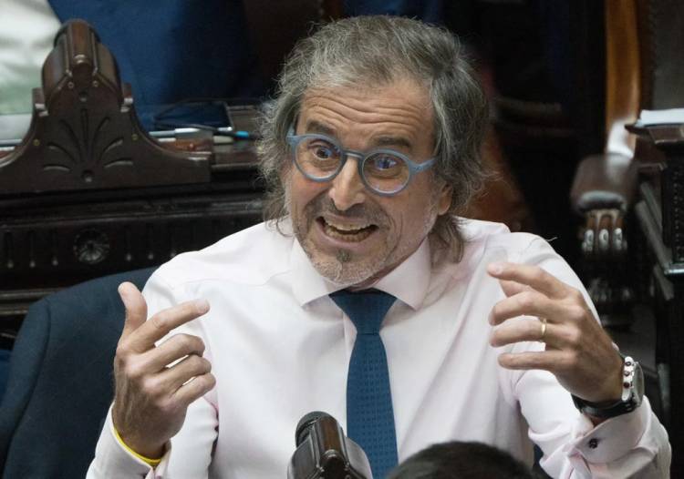 EL PRESUPUESTO 2026 PROFUNDIZA EL AJUSTE EDUCATIVO Y ELIMINA FONDOS CLAVE PARA ESCUELAS TÉCNICAS Y UNIVERSIDADES