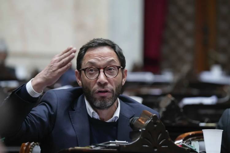FERRARO DENUNCIA QUE EL DNU QUE MODIFICA LA LEY DE INTELIGENCIA ES INCONSTITUCIONAL