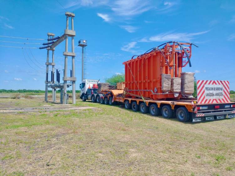 CASTELLI: SECHEEP RECIBIÓ UN NUEVO TRANSFORMADOR QUE FORTALECERÁ EL SUMINISTRO ELÉCTRICO EN LA REGIÓN