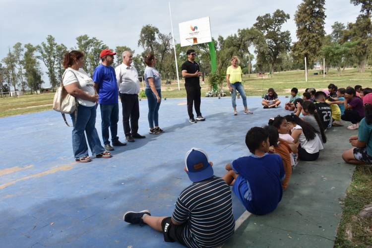 CON ÉXITO Y ENFOQUE EDUCATIVO, AVANZA LA COLONIA DE VACACIONES EN EL CAMPING MUNICIPAL 