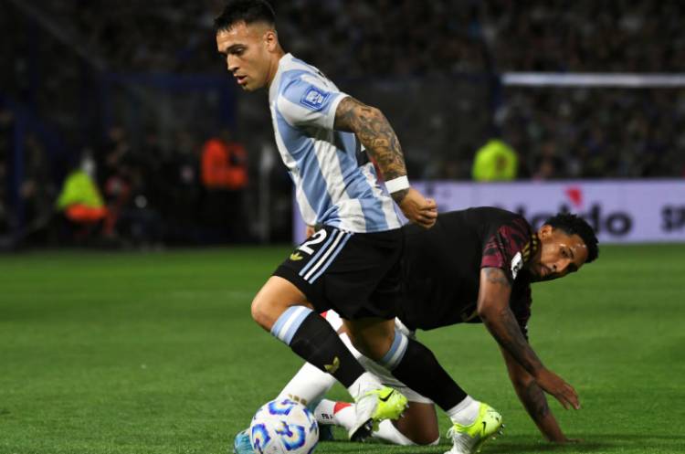 INTER CONFIRMÓ LA LESIÓN DE LAUTARO MARTÍNEZ: ¿LLEGA A LA FINALISSIMA?