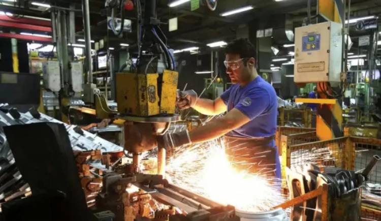 FUERTE CAÍDA: LA INDUSTRIA ARGENTINA TUVO EL SEGUNDO PEOR DESEMPEÑO ENTRE 56 PAÍSES