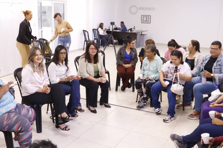 IPRODICH: JORNADA DE ENCUENTRO Y ACOMPAÑAMIENTO A MUJERES DEL CENTRO DE INTEGRACIÓN SOCIAL N° 4