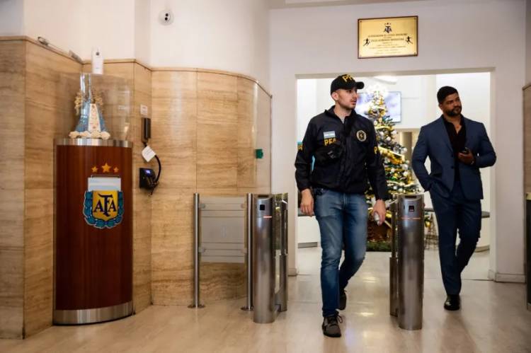 ALLANARON SEDES DE LA AFA: BUSCAN CONTRATOS POR LA CAUSA DE PRESUNTO DESVÍO DE FONDOS