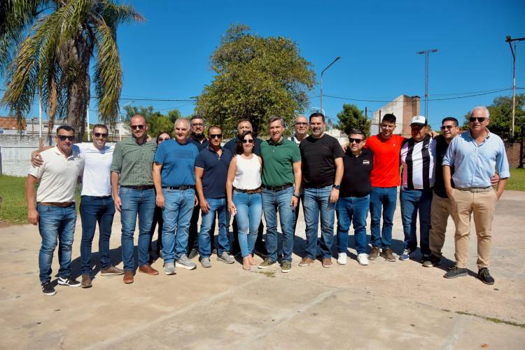 GRAL. SAN MARTÍN: ZDERO ANUNCIÓ LA CONSTRUCCIÓN DE UN MICROESTADIO PARA ZAPALLAR Y OBRAS EN INDEPENDIENTE