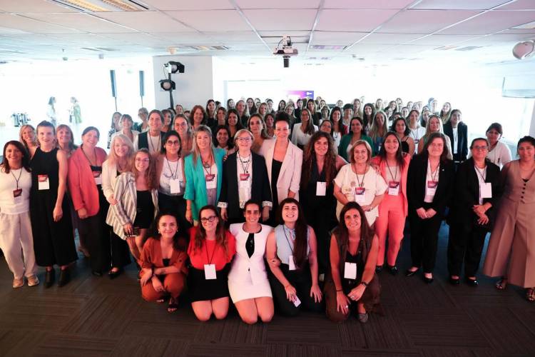 CHACO DIJO PRESENTE EN EL ENCUENTRO FEDERAL DE MUJERES PARA EL DESARROLLO