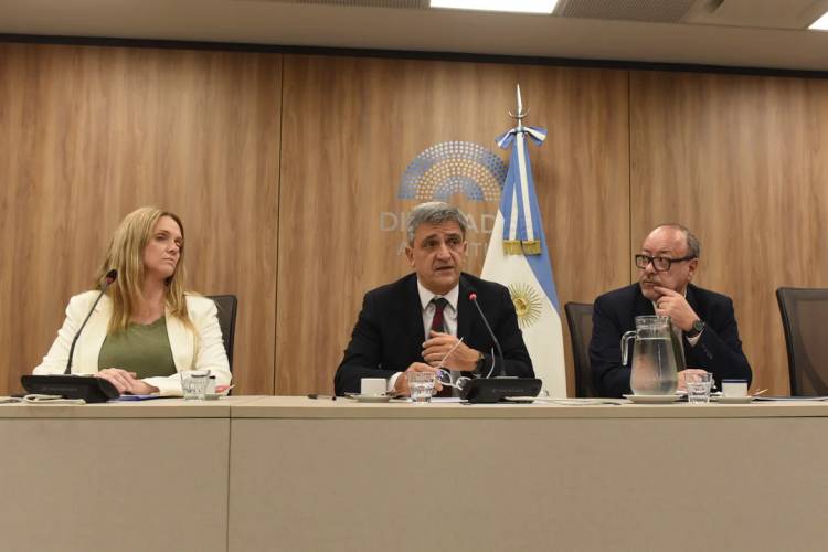 DIPUTADOS: YEDLIN ASUMIÓ AL FRENTE DE LA COMISIÓN DE FAMILIAS Y PIDIÓ SALTAR “LA GRIETA POLÍTICA”