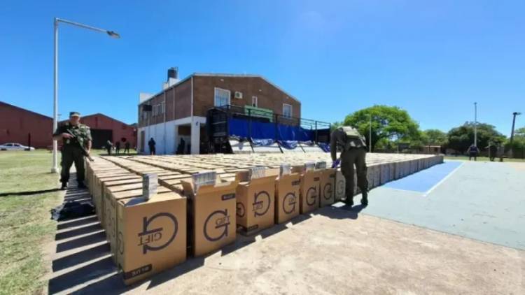 CONDENARON A CAMIONERO POR CONTRABANDO DE CIGARRILLOS QUE SUMABA $ 1.000 MILLONES