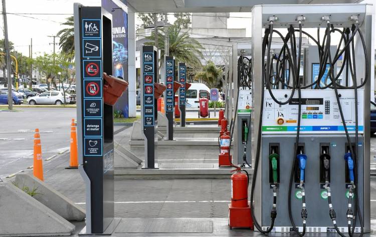 AUMENTO DE COMBUSTIBLES EN MAYO: DE CUÁNTO ES LA SUBA POR IMPUESTOS QUE DISPUSO EL GOBIERNO