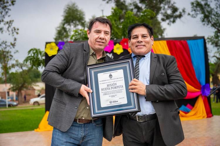 FUERTE IMPULSO AL NORTE: PAVIMENTO Y ANUNCIO DE VIVIENDAS EN EL ANIVERSARIO 126 DE MISIÓN NUEVA POMPEYA