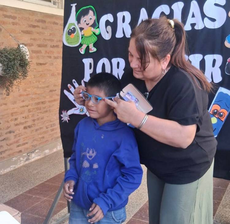 VER PARA SER LIBRES 2026: EL OPERATIVO OFTALMOLÓGICO LLEGÓ HOY A PAMPA DEL INFIERNO Y PAMPA DEL INDIO
