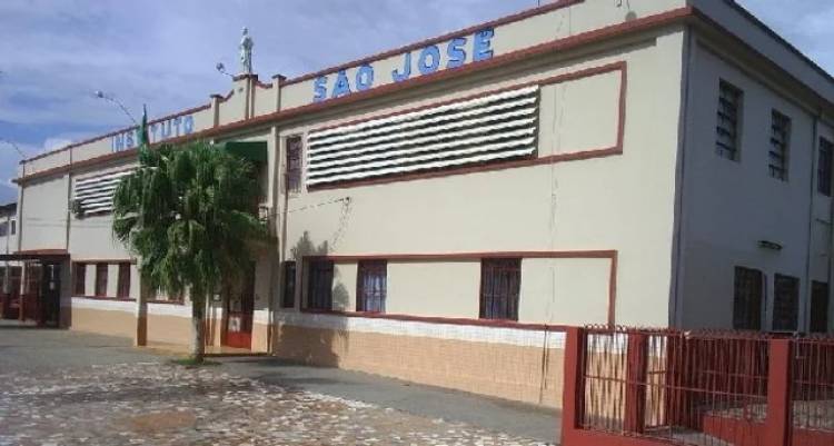 ATAQUE ARMADO EN UNA ESCUELA DE BRASIL PROVOCÓ DOS MUERTOS Y CINCO HERIDOS
