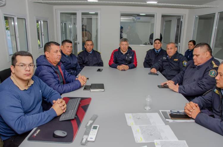 MATKOVICH ENCABEZÓ UNA REUNIÓN DE URGENCIA CON LA CÚPULA POLICIAL POR LA BÚSQUEDA DE AXEL GONZÁLEZ