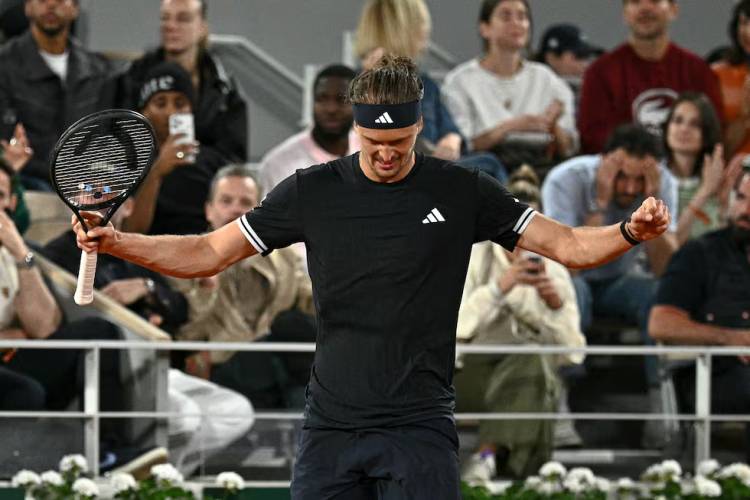 ROLAND GARROS: ZVEREV LE GANÓ A JÓDAR Y SE METIÓ EN LAS SEMIFINALES