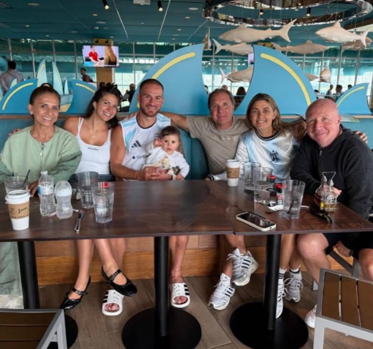 TARDE LIBRE PARA LA SELECCIÓN EN KANSAS CITY: VISITAS FAMILIARES, FOTOS Y MOMENTOS COMPARTIDOS EN REDES