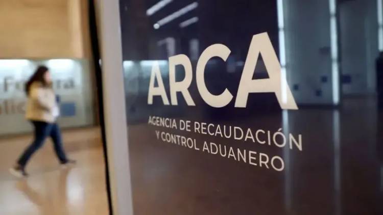 ARCA DENUNCIÓ A IMPORTANTES BANCOS POR PRESUNTAS IRREGULARIDADES EN APORTES Y GANANCIAS