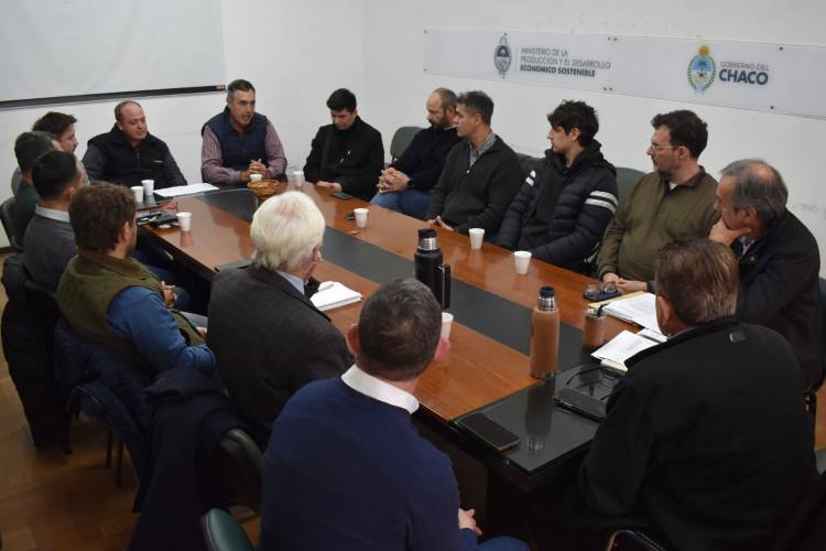 EL GOBIERNO CONFORMÓ LA MESA PROVINCIAL PORCINA PARA IMPULSAR EL DESARROLLO DEL SECTOR