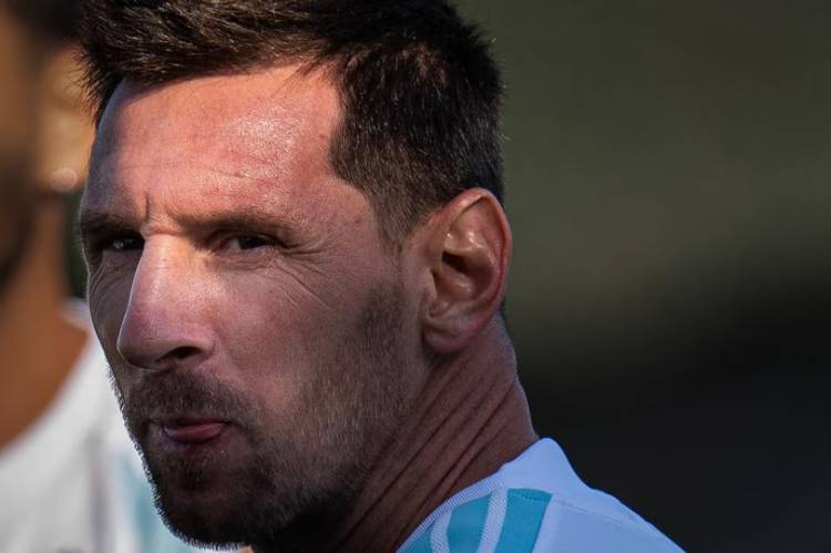 “NO NOS GUSTA QUE NOS HAGAN GOLES”: CÓMO FUE EL ÚLTIMO ENTRENAMIENTO DE LA SELECCIÓN ANTES DE CUARTOS