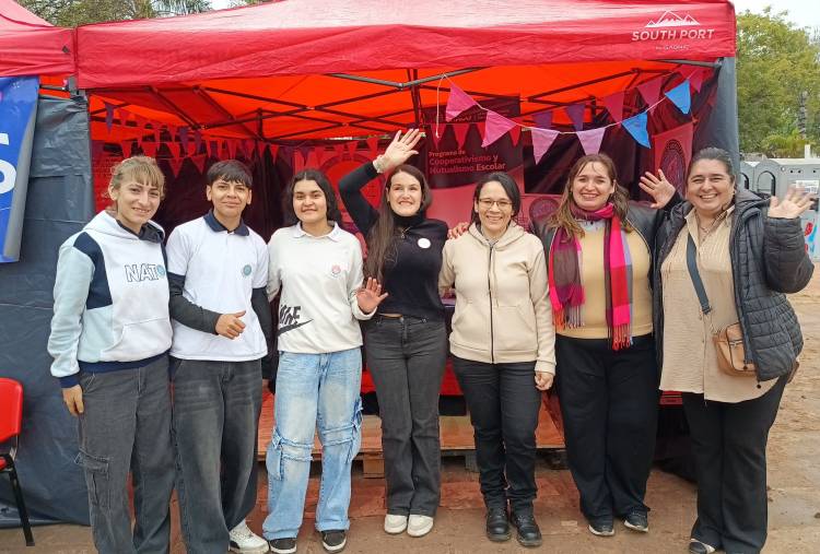 BIENAL 2026: EDUCACIÓN CONTINÚA DESPLEGANDO PROPUESTAS PARA TODA LA COMUNIDAD
