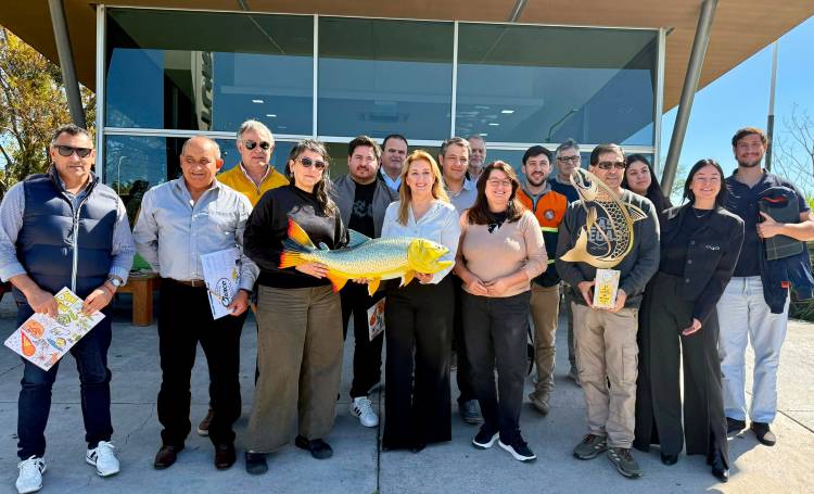 PESCA, TURISMO Y ECONOMÍA: EL CHACO SE PREPARA PARA UNA NUEVA EDICIÓN DEL TORNEO DEL DORADO EN LA ISLA DEL CERRITO