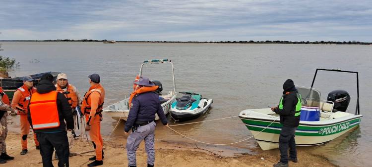 EN EL RÍO PARANÁ: HALLARON UN CUERPO EN COSTAS DE CORRIENTES DURANTE EL OPERATIVO DE BÚSQUEDA