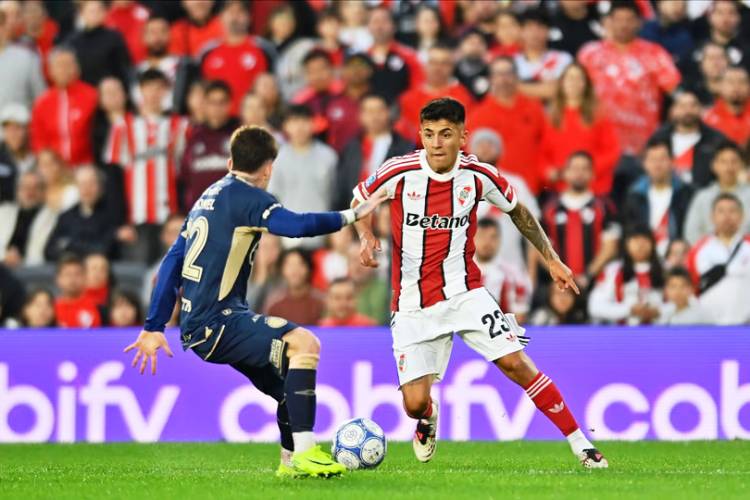 RIVER VISITA A INDEPENDIENTE SANTA FE, POR LA IDA DE LOS OCTAVOS DE FINAL DE LA COPA SUDAMERICANA